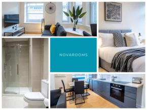 Chic Haven 2BR Apartment by Novarooms